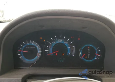 2012 Ford Fusion S z USA, uszkodzony, nr VIN 3FAHP0GA8CR174647